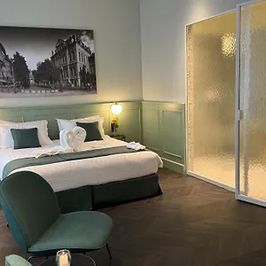 4* Hotel Amosa Centre